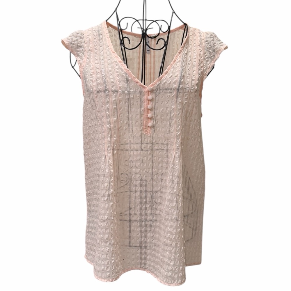 Elle Blush Pink Textured Blouse Size S Sheer V-Neck Button Front Feminine Top